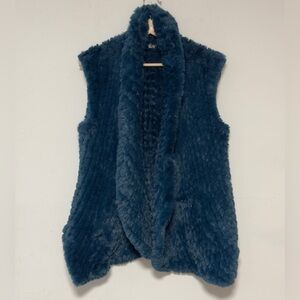 Stella + Lorenzo Teal Blue Asymmetrical Soft Plush Faux‎ Fur Vest Pocket Jacket